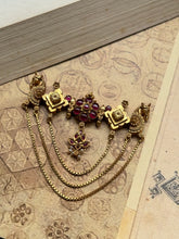 Load image into Gallery viewer, Vintage style statement pendant
