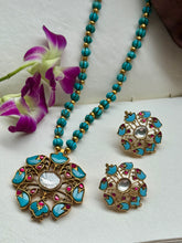 Load image into Gallery viewer, Statement Turquoise necklace set
