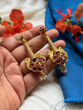Load image into Gallery viewer, Vintage style statement earrings
