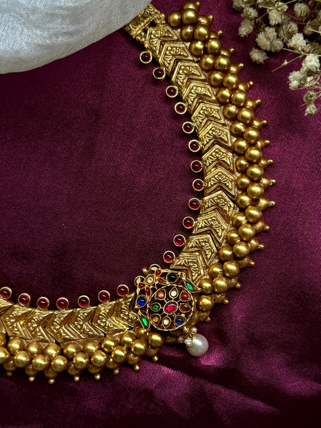 Statement vintage style Thushi necklace