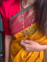 Load image into Gallery viewer, Statement vintage style kundan necklace
