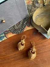 Load image into Gallery viewer, Vintage inspired (925 silver) earrings in gold polish-4
