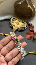 Load image into Gallery viewer, One of a kind pearl choker
