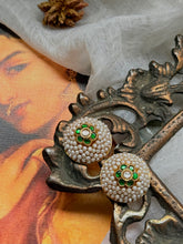 Load image into Gallery viewer, Gajra pearl earrings
