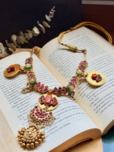 Load image into Gallery viewer, Statement vintage style silver necklace
