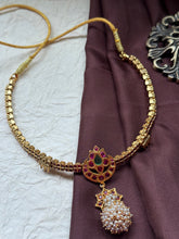 Load image into Gallery viewer, Statement attigai in silver 925 and gold polish
