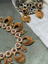 Load image into Gallery viewer, Statement vintage style necklace set in silver 925 &amp; gold polish
