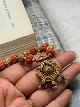 Load image into Gallery viewer, Kundan necklace in silver 925 and gold polish
