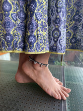 Load image into Gallery viewer, Black thread silver anklets-Balinese
