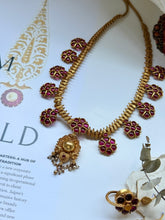 Load image into Gallery viewer, Statement vintage style necklace set in silver 925
