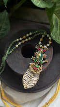 Load image into Gallery viewer, One of a kind kundan pearl pendant necklace
