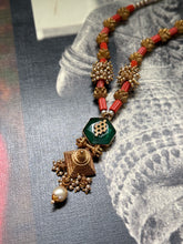 Load image into Gallery viewer, Vintage style statement coral necklace
