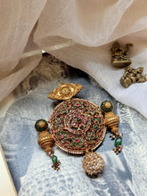 Load image into Gallery viewer, Rakodi statement pendant in silver 925 and gold polish
