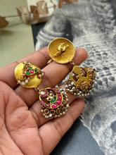 Load image into Gallery viewer, Gold polish silver 925 earrings
