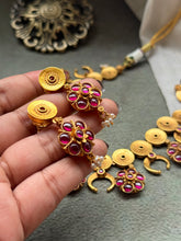 Load image into Gallery viewer, Statement vintage style necklace set in silver 925 &amp; gold polish
