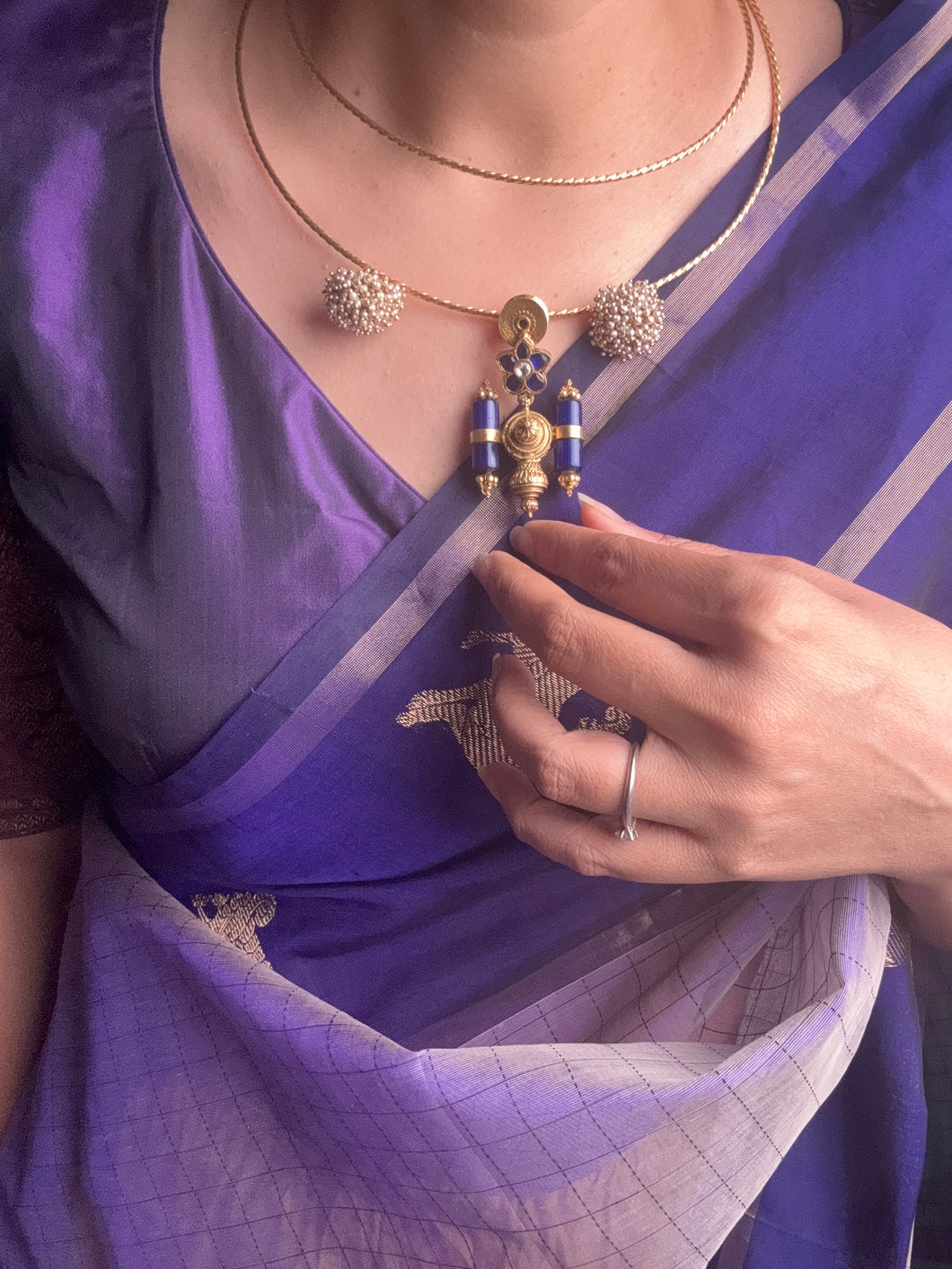 Vintage lapis lazuli double layer hasli
