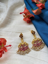 Load image into Gallery viewer, Vintage style statement earrings
