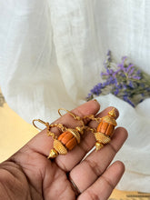 Load image into Gallery viewer, Vintage style statement earrings in sliver 925 and gold polish
