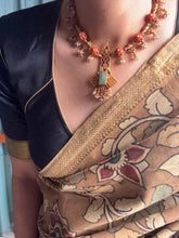 Load image into Gallery viewer, Coral necklace in silver 925 and gold polish
