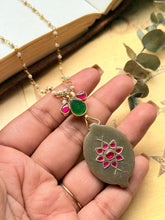 Load image into Gallery viewer, Dainty Inlay work necklace in natural aventurine and gemstones
