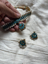 Load image into Gallery viewer, Turquoise attigai necklace with earrings
