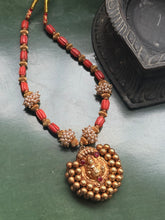 Load image into Gallery viewer, Statement vintage nagaru &amp; coral necklace
