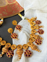 Load image into Gallery viewer, Statement vintage style necklace set in silver 925 &amp; gold polish
