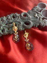 Load image into Gallery viewer, Silver 92.5 gold polish inlay work earrings
