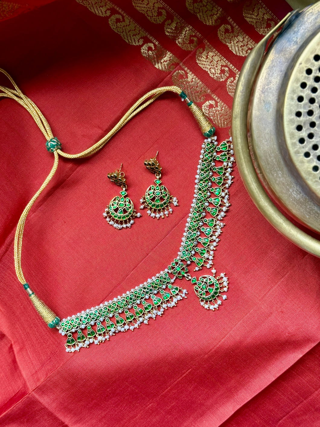 Statement emerald kundan necklace with earrings