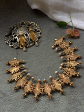 Load image into Gallery viewer, Statement vintage style necklace set
