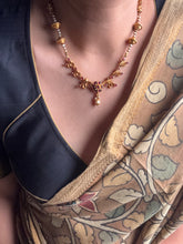 Load image into Gallery viewer, Kundan necklace in silver 925 and gold polish
