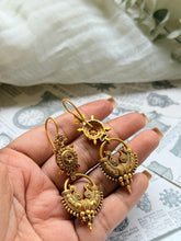 Load image into Gallery viewer, Vintage style statement earrings
