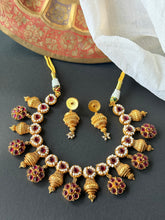 Load image into Gallery viewer, Statement vintage style necklace set in silver 925 &amp; gold polish
