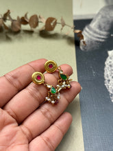 Load image into Gallery viewer, Gold polish silver 925 earrings
