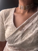 Load image into Gallery viewer, Statement kundan &amp; pearl choker necklace 2
