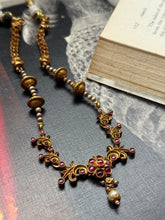 Load image into Gallery viewer, Kundan necklace in silver 925 and gold polish
