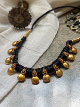 Load image into Gallery viewer, Vintage style thread choker in silver 925
