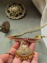 Load image into Gallery viewer, Vintage style statement attigai with cut stones in 925 silver
