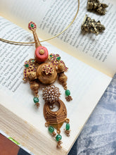 Load image into Gallery viewer, Vintage style statement pendant
