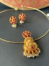 Load image into Gallery viewer, Vintage nagru pendant with earrings
