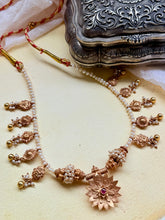 Load image into Gallery viewer, One of a kind pearl necklace
