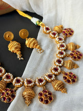 Load image into Gallery viewer, Statement vintage style necklace set in silver 925 &amp; gold polish
