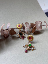 Load image into Gallery viewer, Gold polish silver 925 earrings
