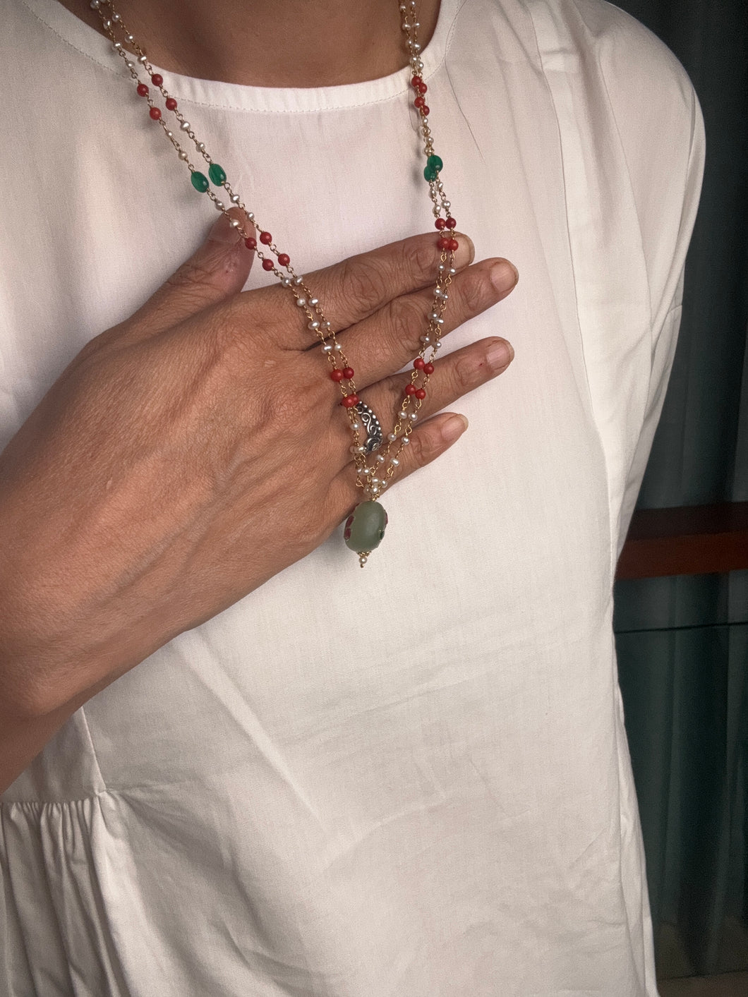 Dainty Inlay work neckpiece in natural aventurine and gemstones