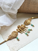 Load image into Gallery viewer, Statement vintage style choker necklace
