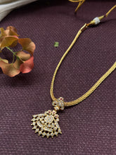 Load image into Gallery viewer, Antique gold polish classic adigai necklace
