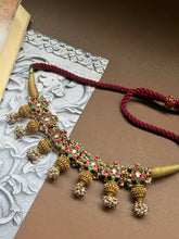 Load image into Gallery viewer, Kundan necklace set with thread work
