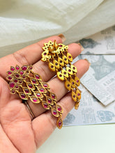 Load image into Gallery viewer, Statement silver 925 and gold polish earrings
