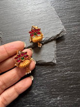 Load image into Gallery viewer, Silver 92.5 gold polish kundan dolki earrings
