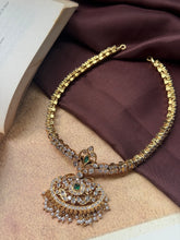 Load image into Gallery viewer, Vintage style statement attigai with cut stones in 925 silver
